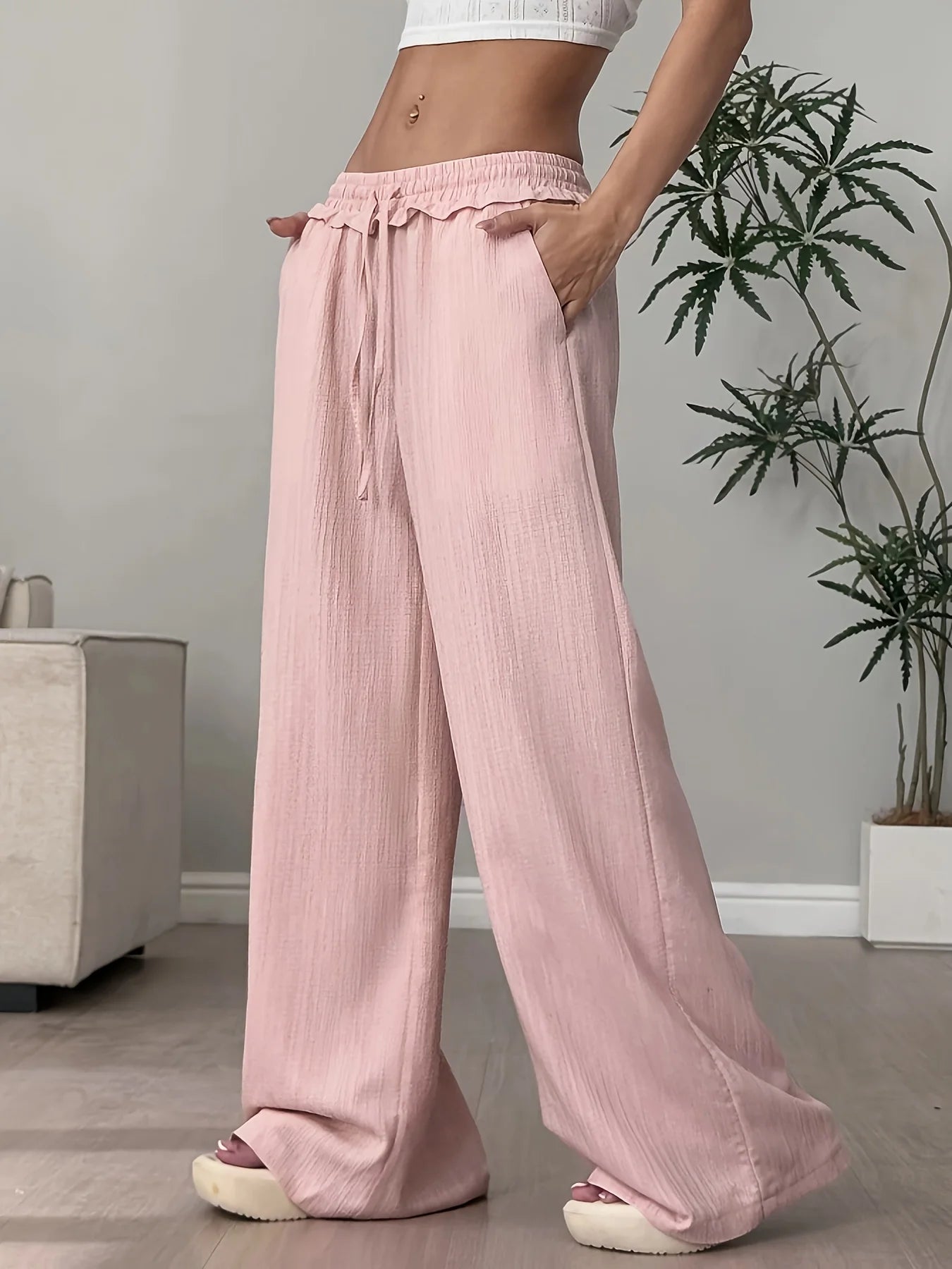 American casual, elegant, niche design, dopamine wearing, wide leg, loose and lazy style, wide leg pants, long pants