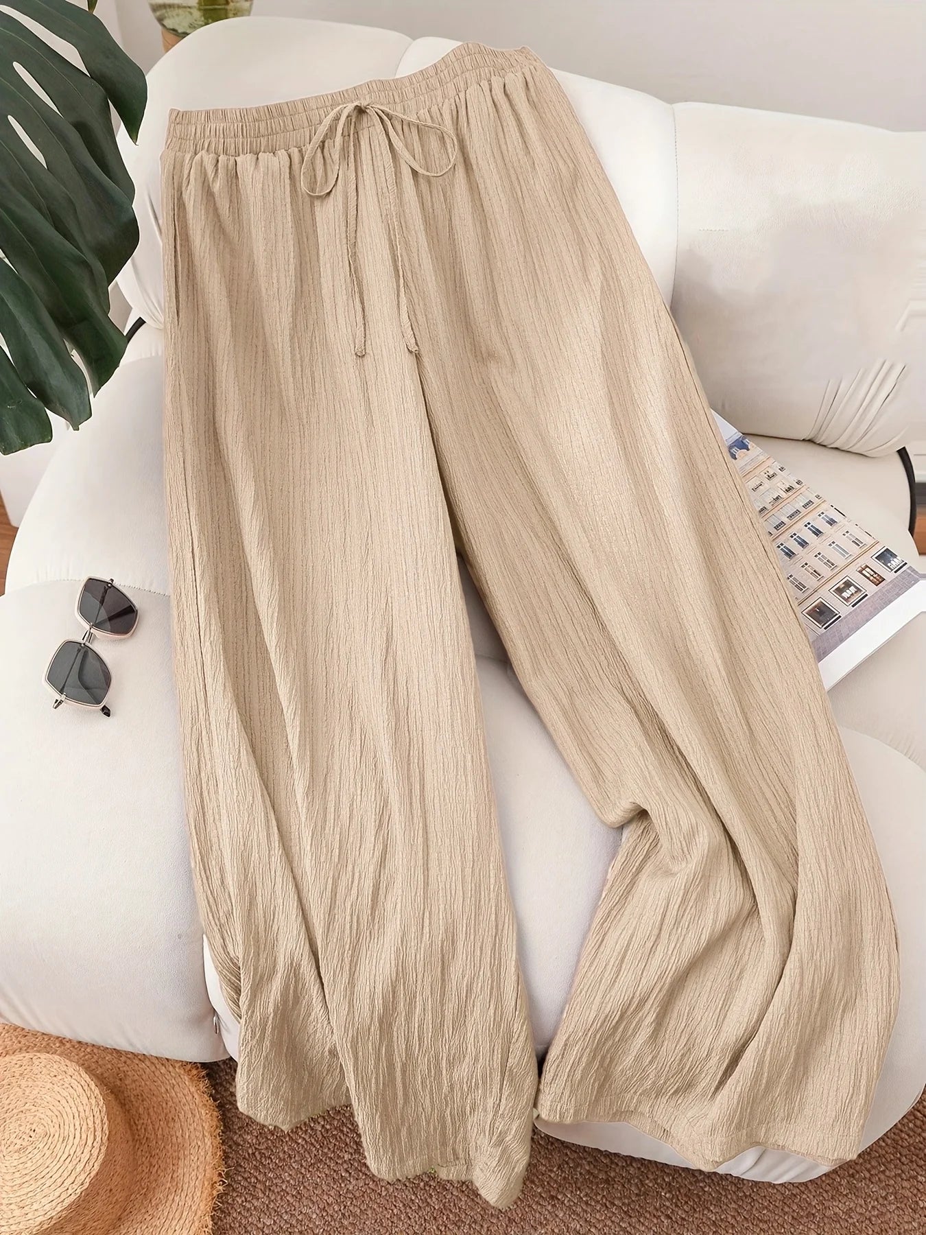 Plus Size Women's Elastic Waist Loose Fit Lightweight Casual Pants Comfortable Relaxed Style Versatile Everyday Wear